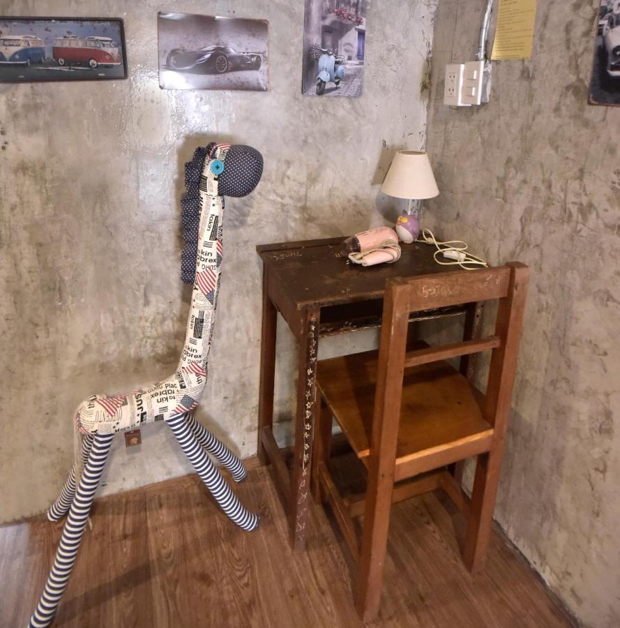 Ok Chic Phuket Hostel Екстер'єр фото