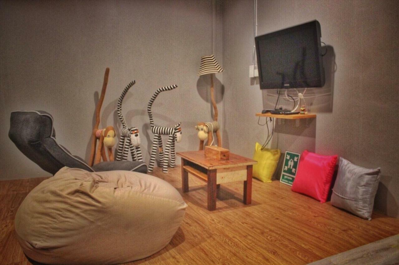 Ok Chic Phuket Hostel Екстер'єр фото